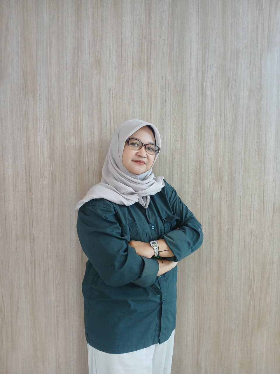 Tiara Dianing Pratiwi, SIP.